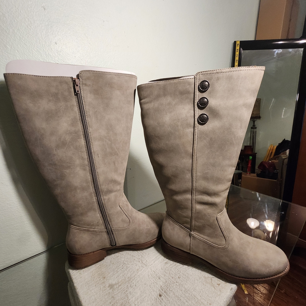 Cloudwalkers Tan Over the Knee Boots with Soft Texture